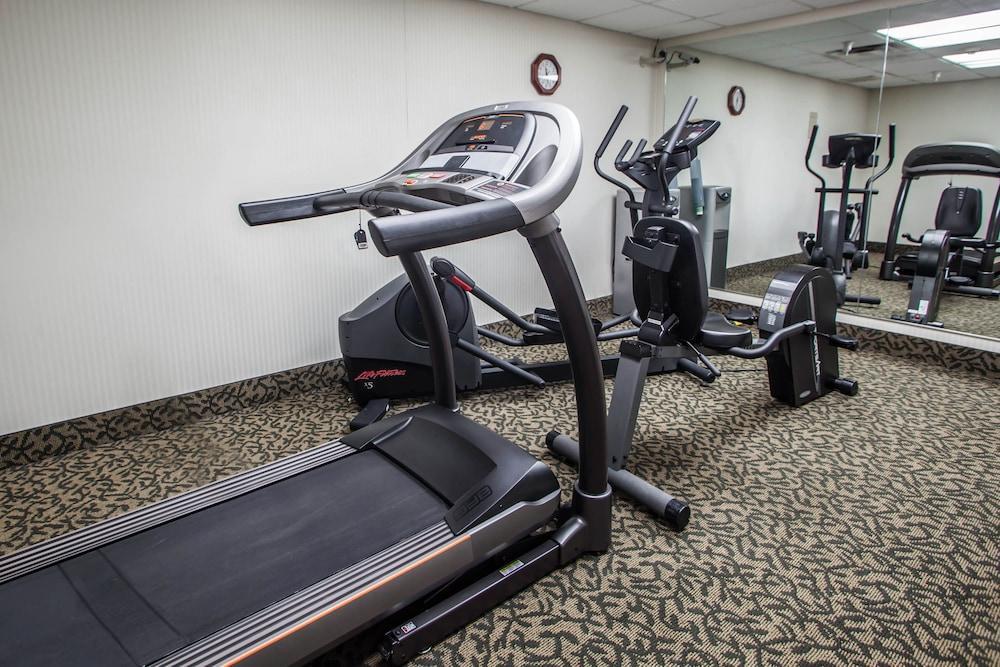 Comfort Inn & Suites Geneva- West Chicago Εξωτερικό φωτογραφία