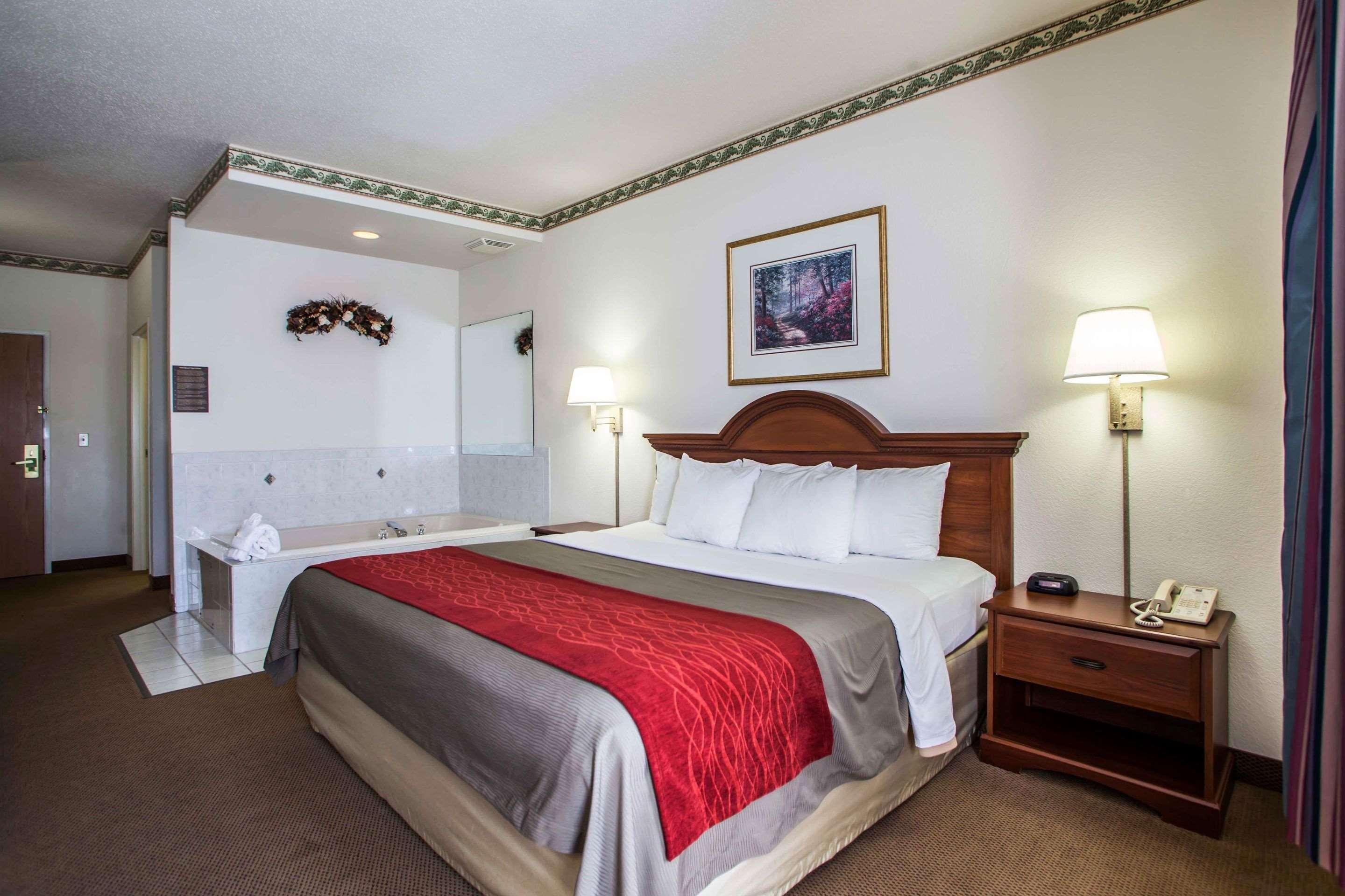 Comfort Inn & Suites Geneva- West Chicago Εξωτερικό φωτογραφία