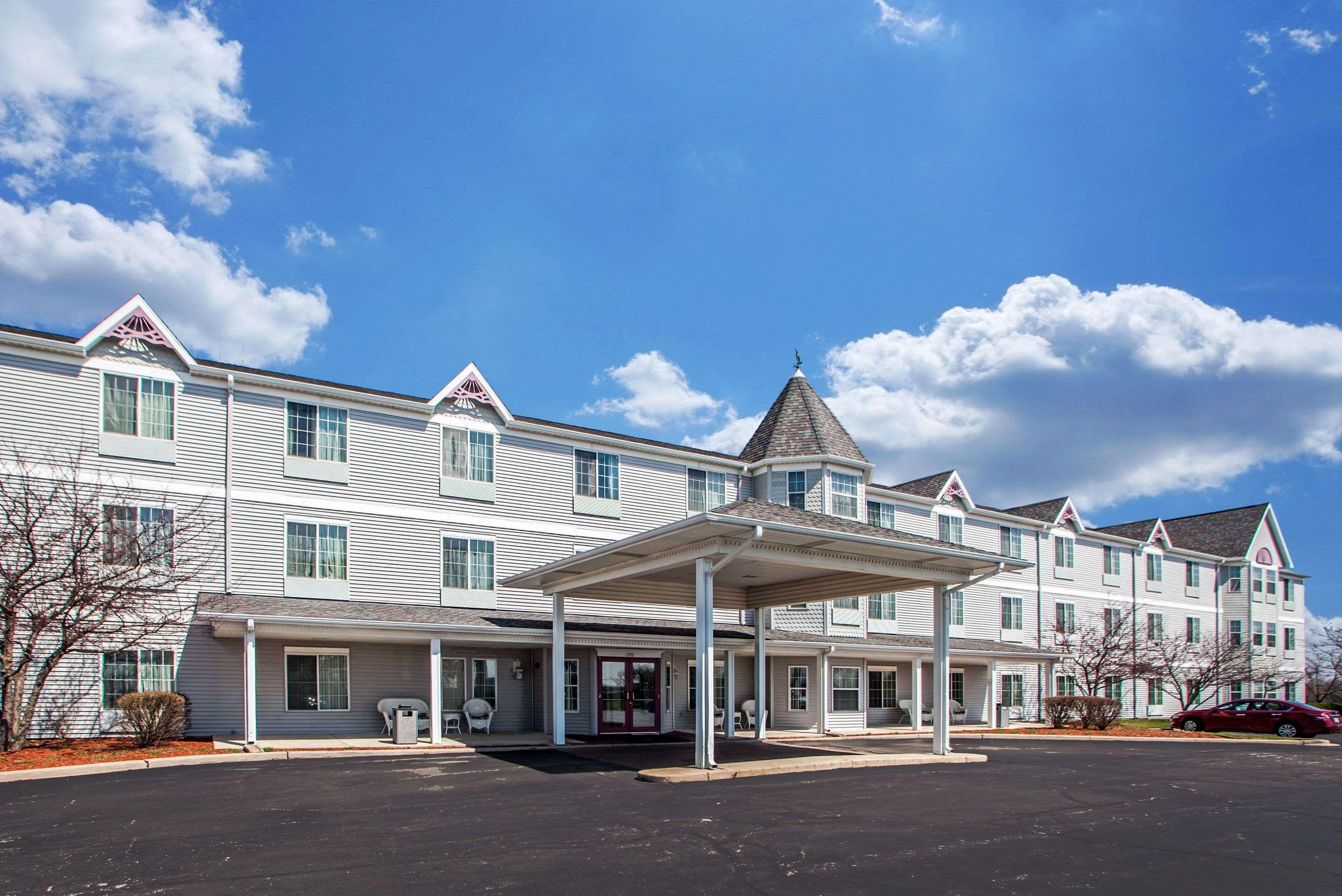 Comfort Inn & Suites Geneva- West Chicago Εξωτερικό φωτογραφία
