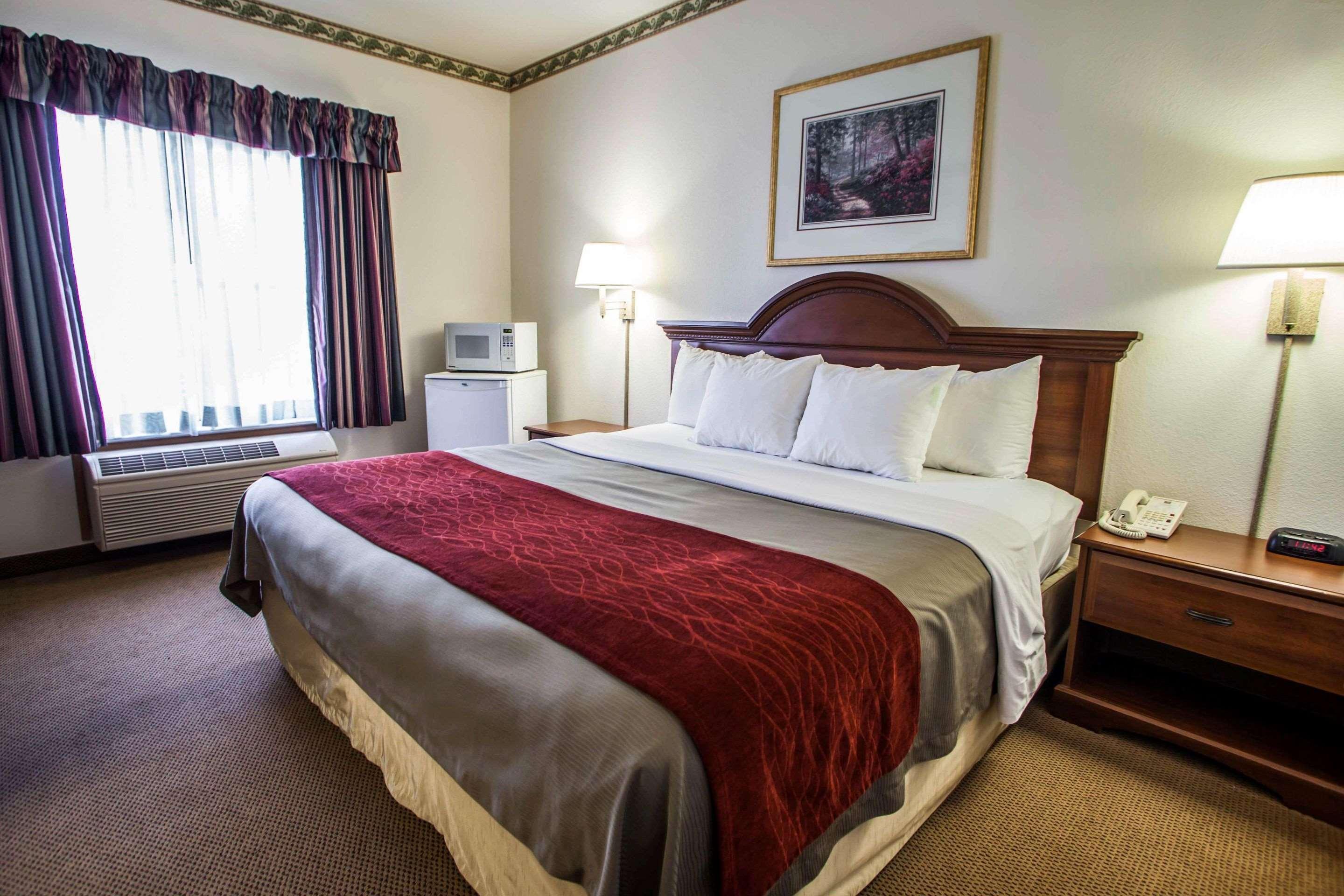 Comfort Inn & Suites Geneva- West Chicago Εξωτερικό φωτογραφία