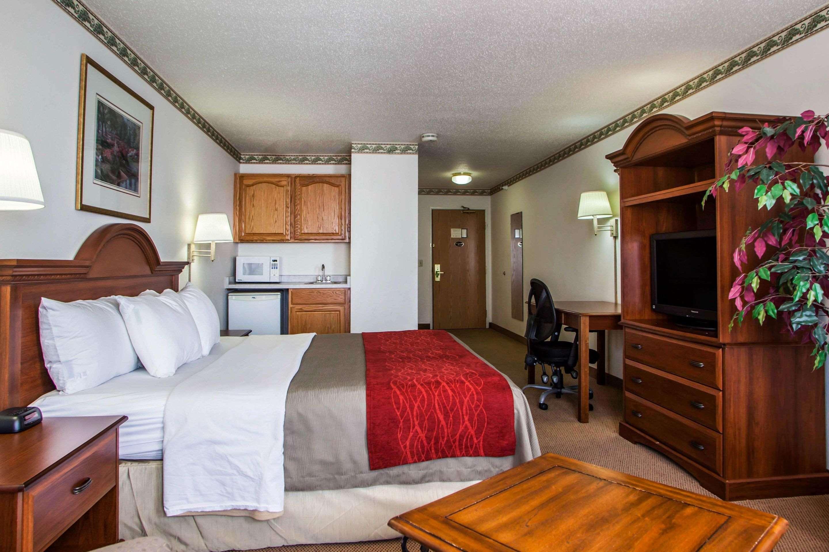 Comfort Inn & Suites Geneva- West Chicago Εξωτερικό φωτογραφία