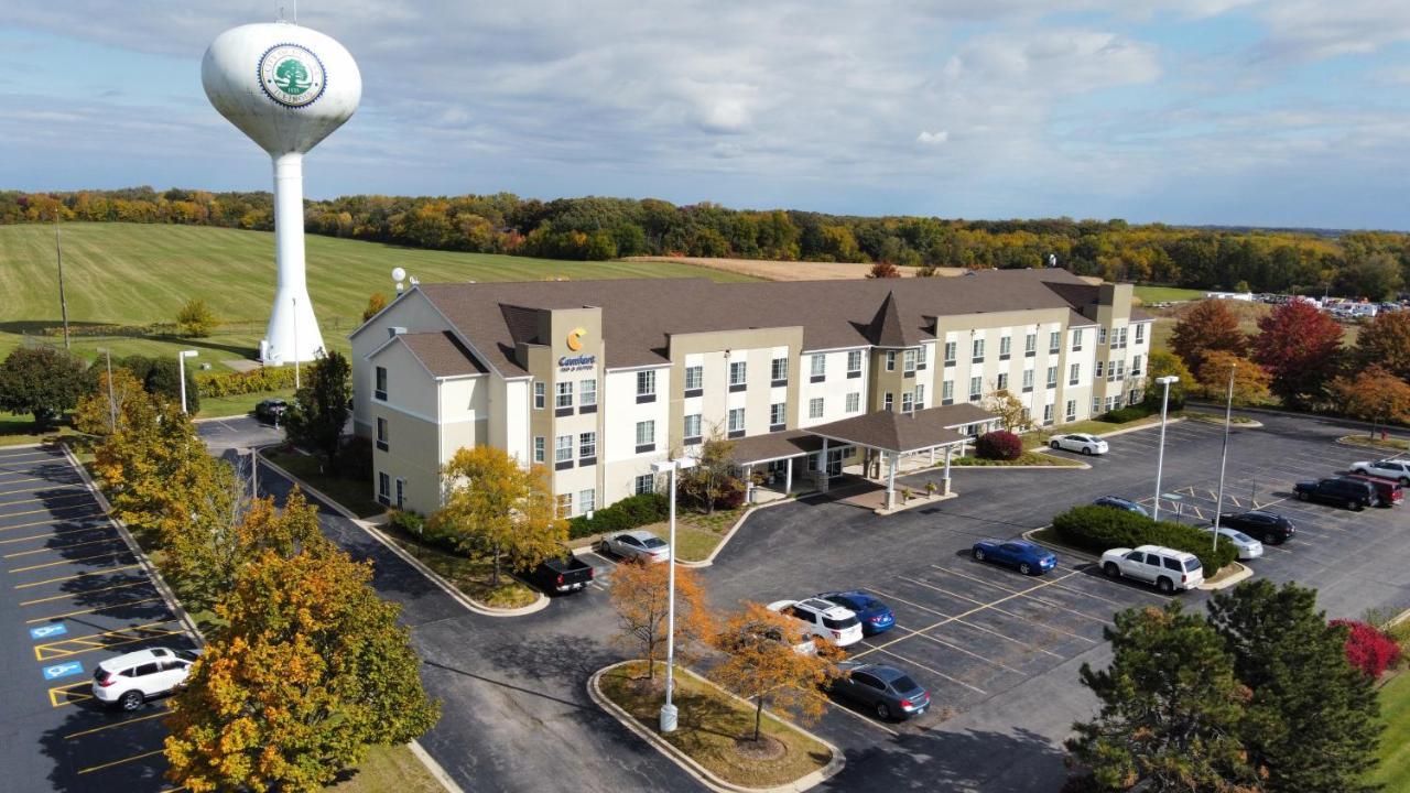 Comfort Inn & Suites Geneva- West Chicago Εξωτερικό φωτογραφία