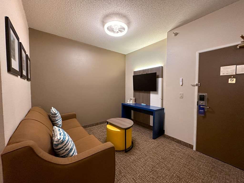 Comfort Inn & Suites Geneva- West Chicago Δωμάτιο φωτογραφία