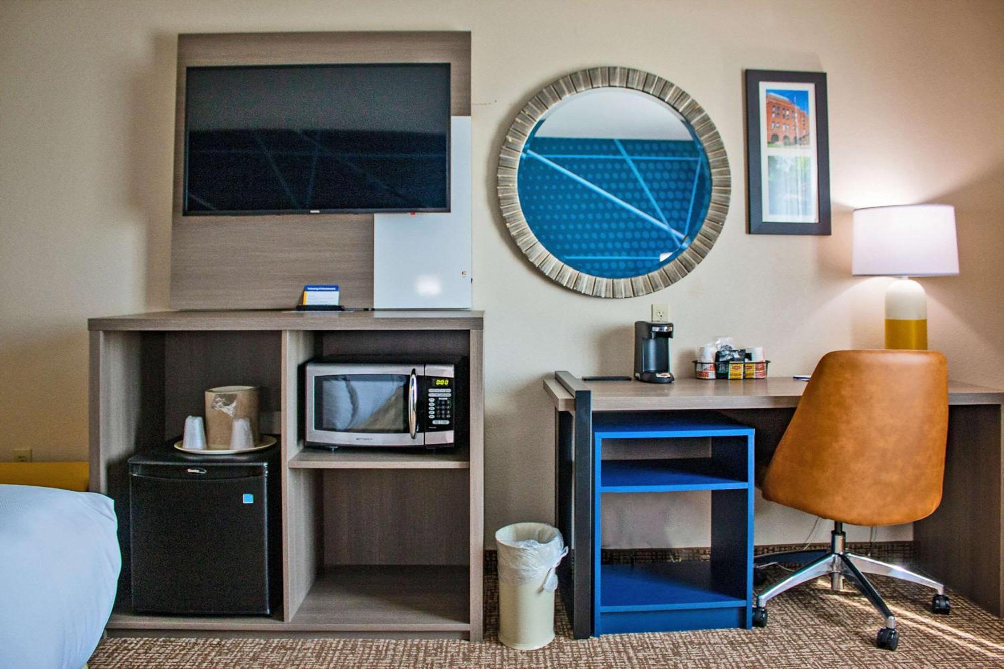 Comfort Inn & Suites Geneva- West Chicago Εξωτερικό φωτογραφία